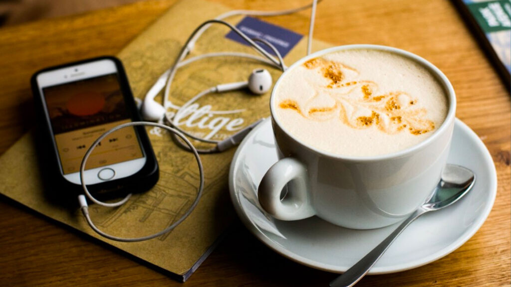 podcast adn latte